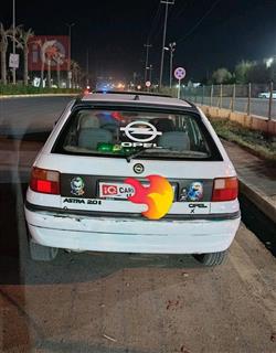 اوبل استرا